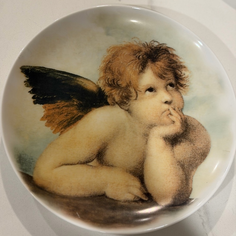 Cherubic Angel Decorative Plate